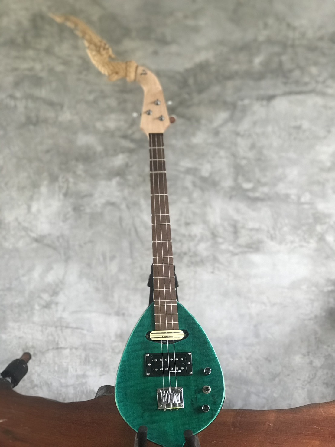 Handmade Phin instrument by V-Music